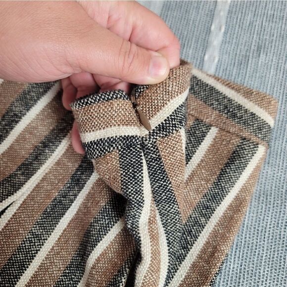 THEORY Striped Shorts  - Picture 6 of 8